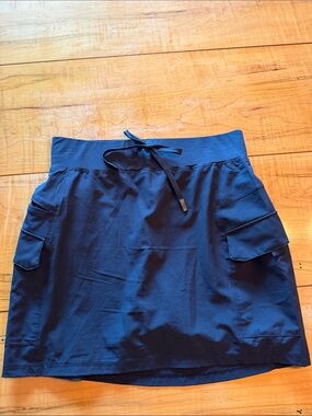 Women’s Gerry black athletic skort size small